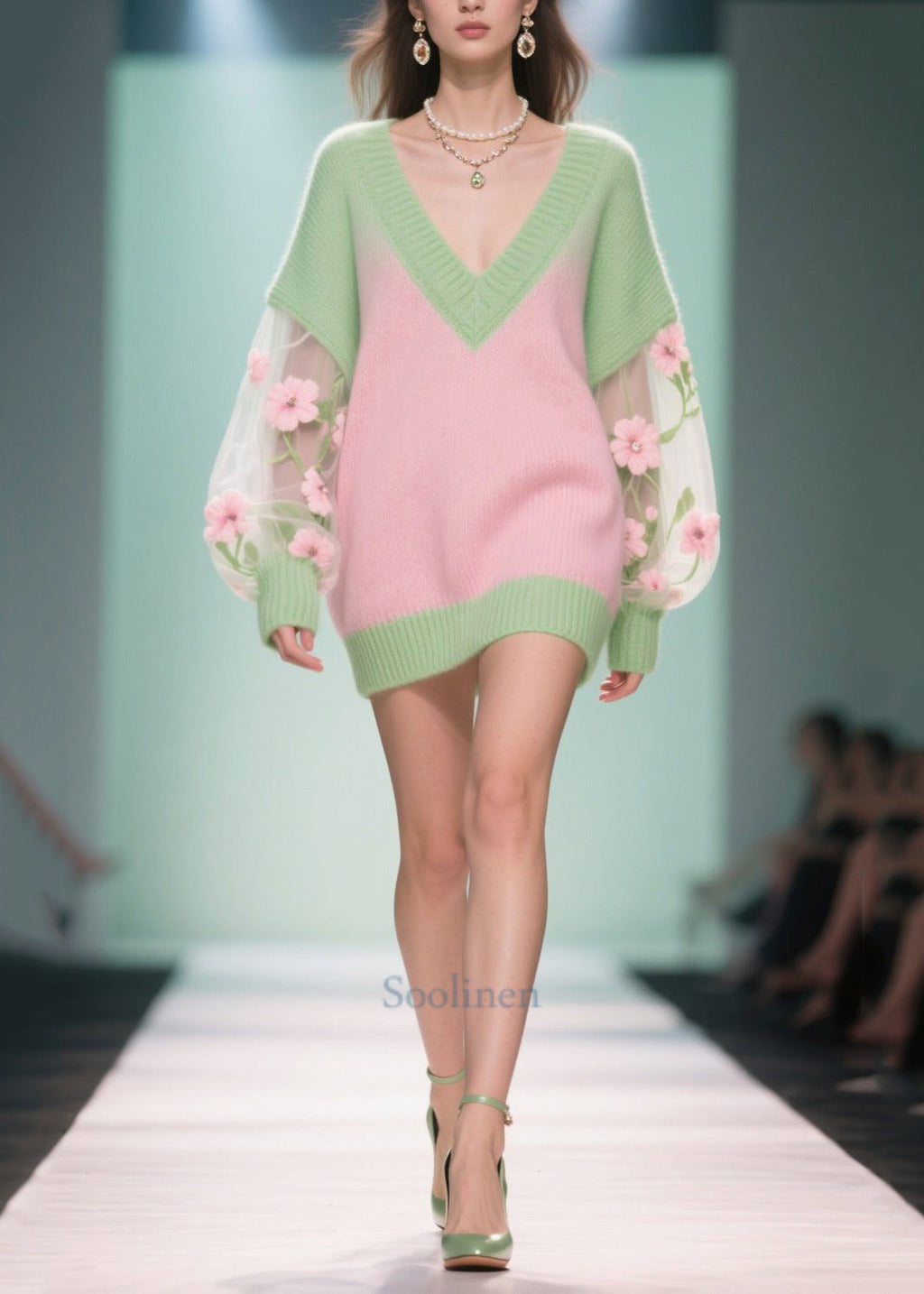 Well Tailored Sweater with a Graceful Silhouette
