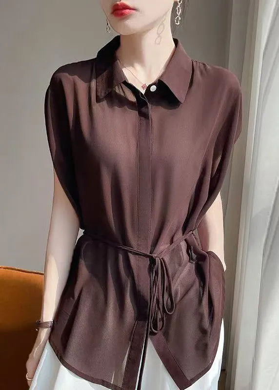 Well Tailored Blouse with a Graceful Silhouette