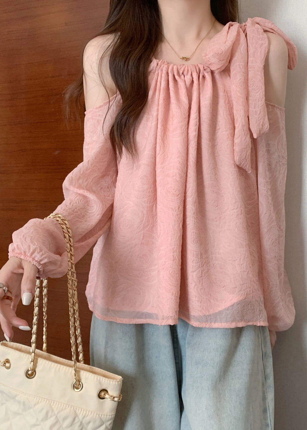 Beautifully Crafted Shirt in a Classic Style