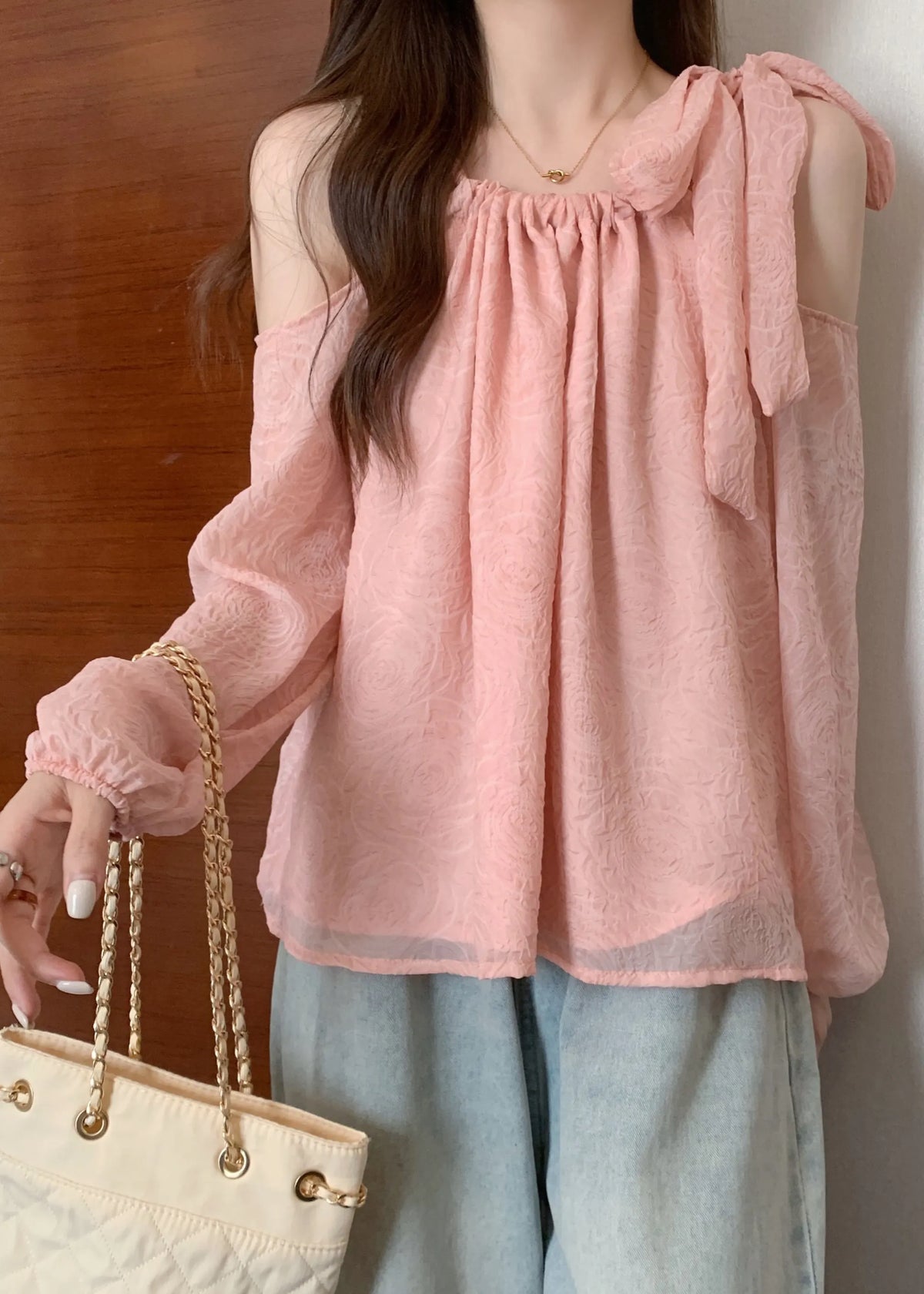 Beautifully Crafted Shirt in a Classic Style
