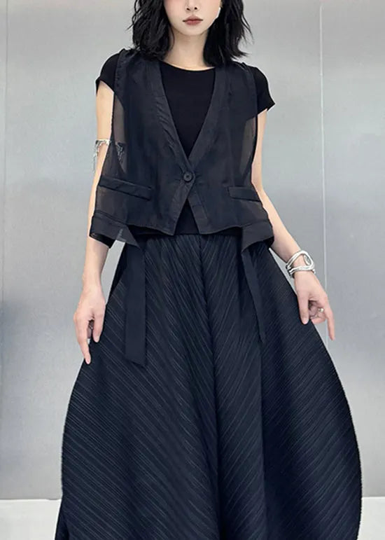 A Vintage Style Top with Delicate Timeless Details