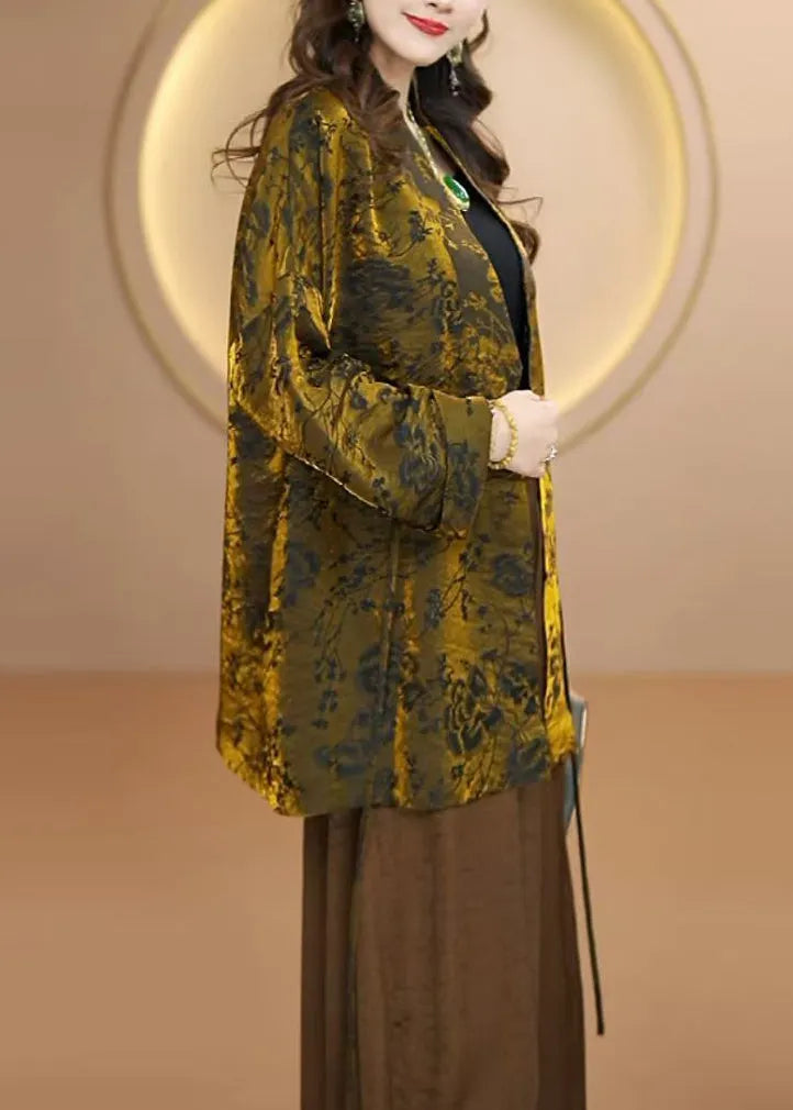 Classic Vintage Cardigan with a Flattering Fit
