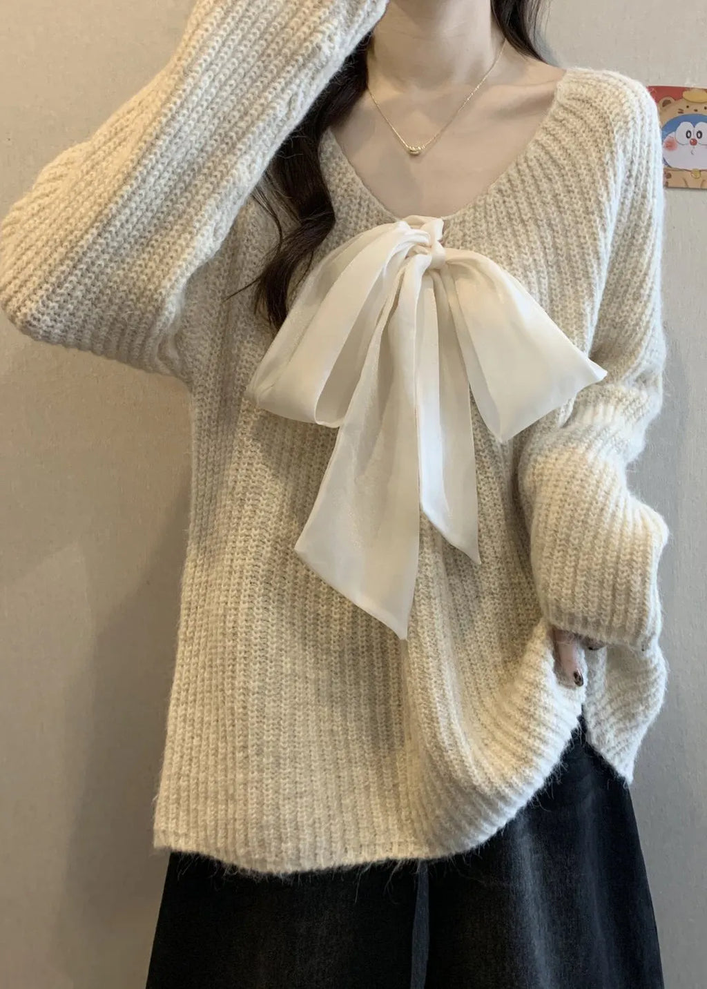 Classic Vintage Sweater with a Flattering Fit