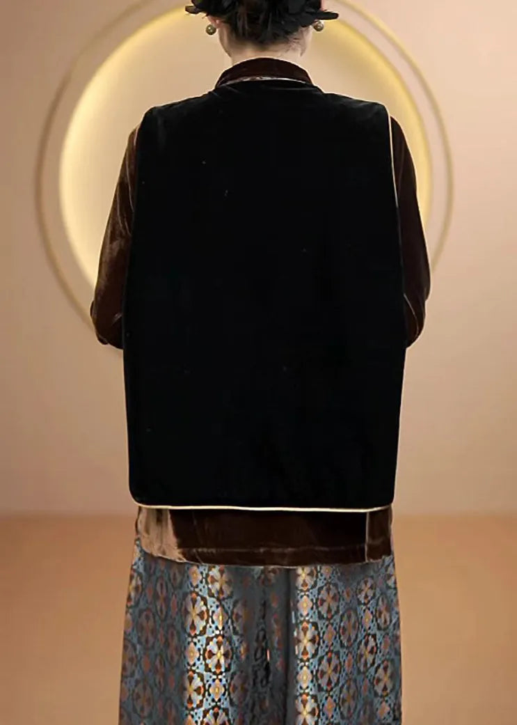 Beautifully Crafted Top in a Classic Style
