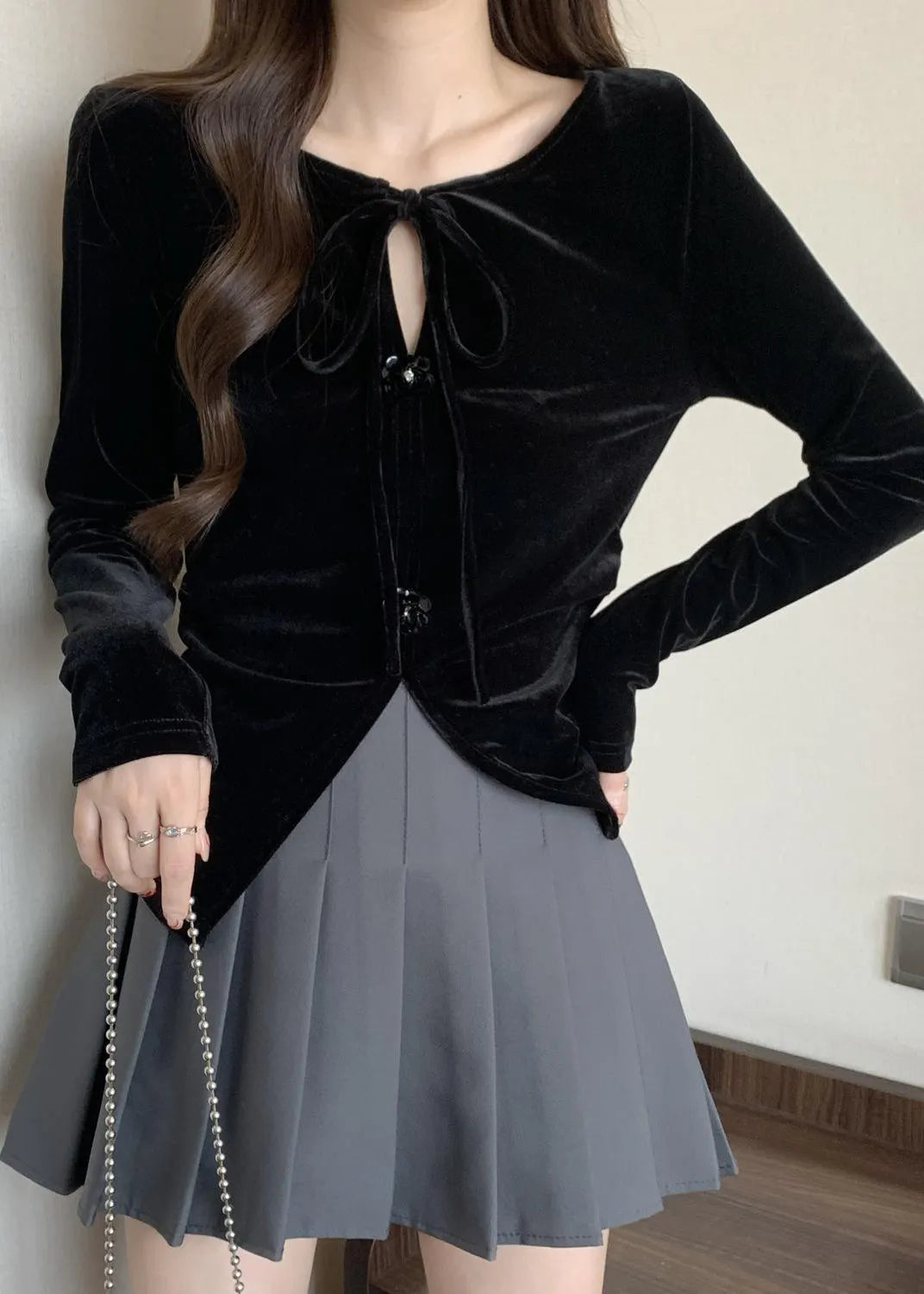 Well Tailored Shirt with a Graceful Silhouette