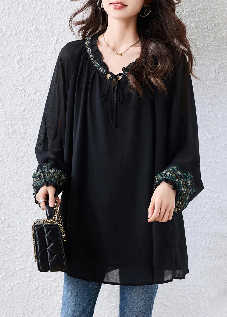 Beautifully Crafted Blouse in a Classic Style