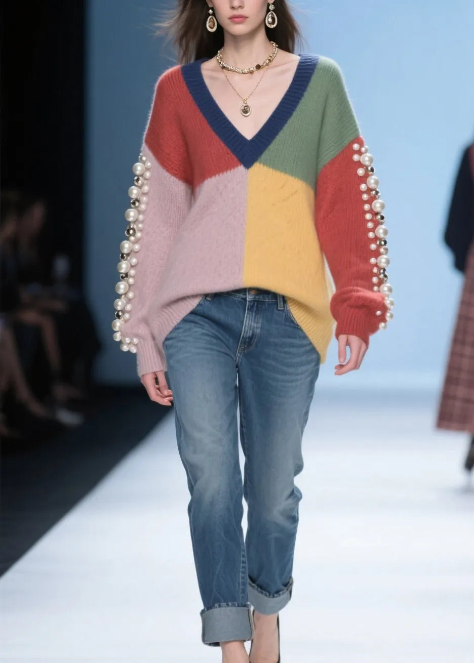 Classic Vintage Sweater with a Flattering Fit