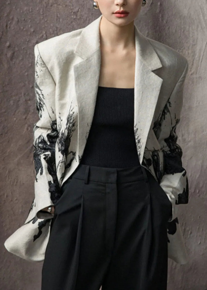 Elegantly Styled Coat for Everyday Wear