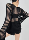 Well Tailored Top with a Graceful Silhouette