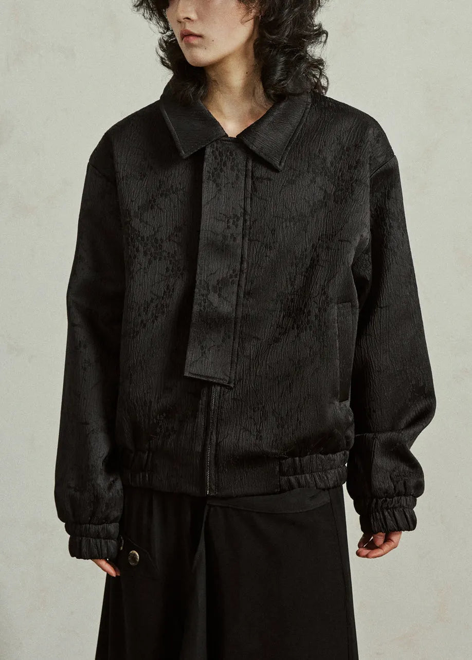 Well Tailored Coat with a Graceful Silhouette