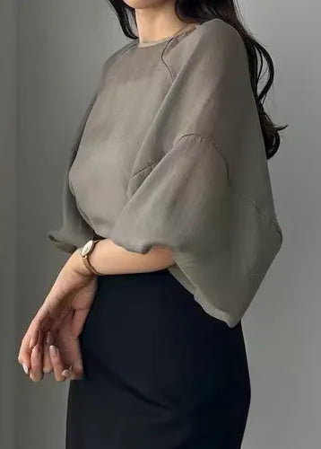 Beautifully Finished Top in a Timeless Design