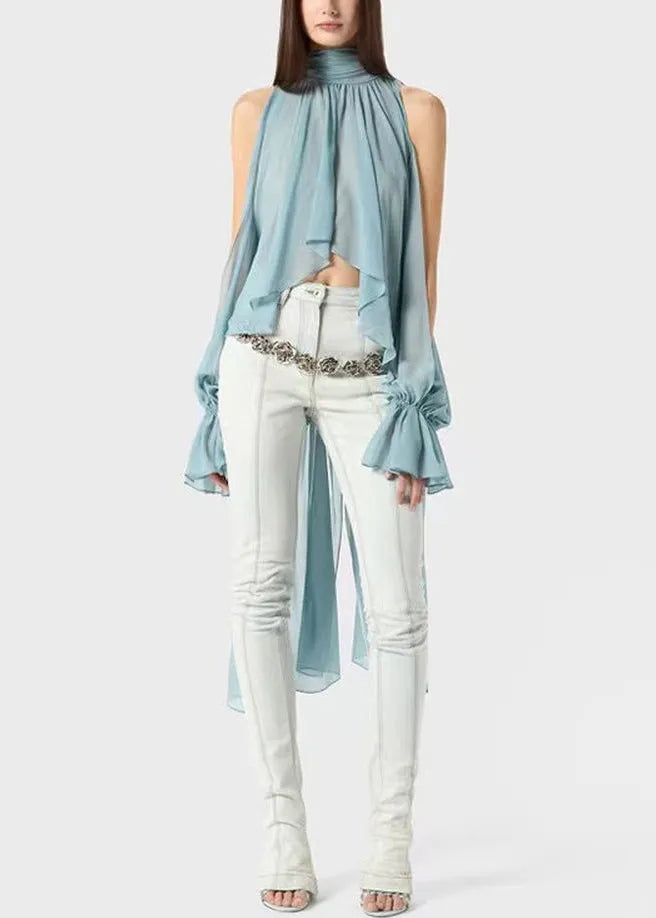 Sophisticated Blouse with a Clean Classic Look