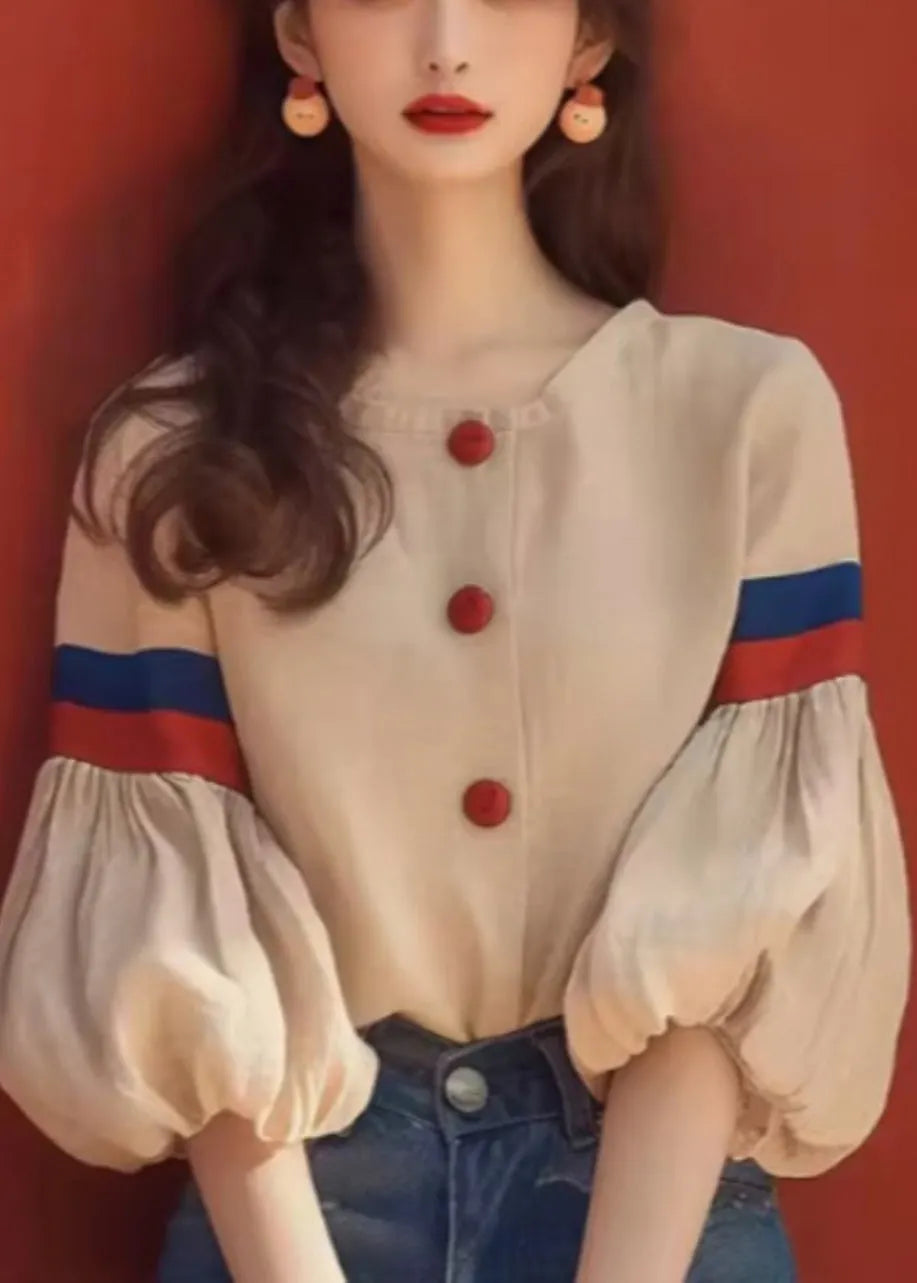 Beautifully Finished Blouse in a Timeless Design