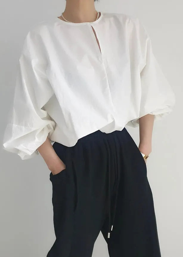 Classic Vintage Shirt with a Flattering Fit