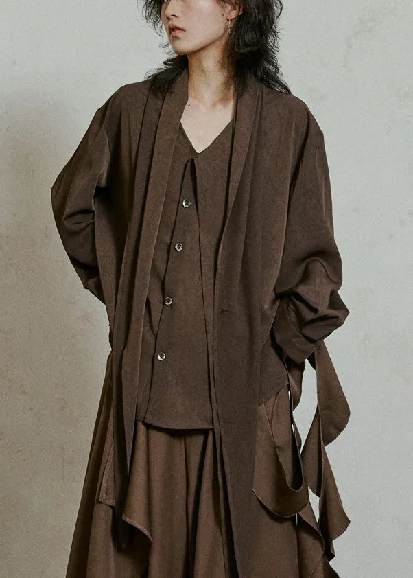 Effortlessly Elegant Top with a Timeless Design