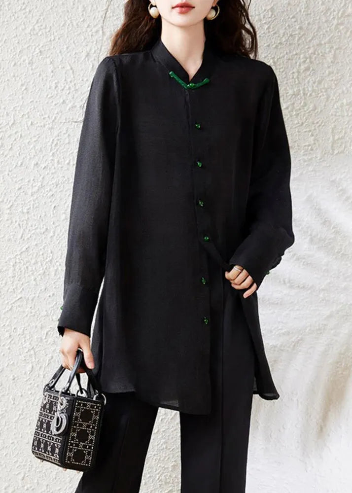 Effortlessly Elegant Blouse with a Timeless Design
