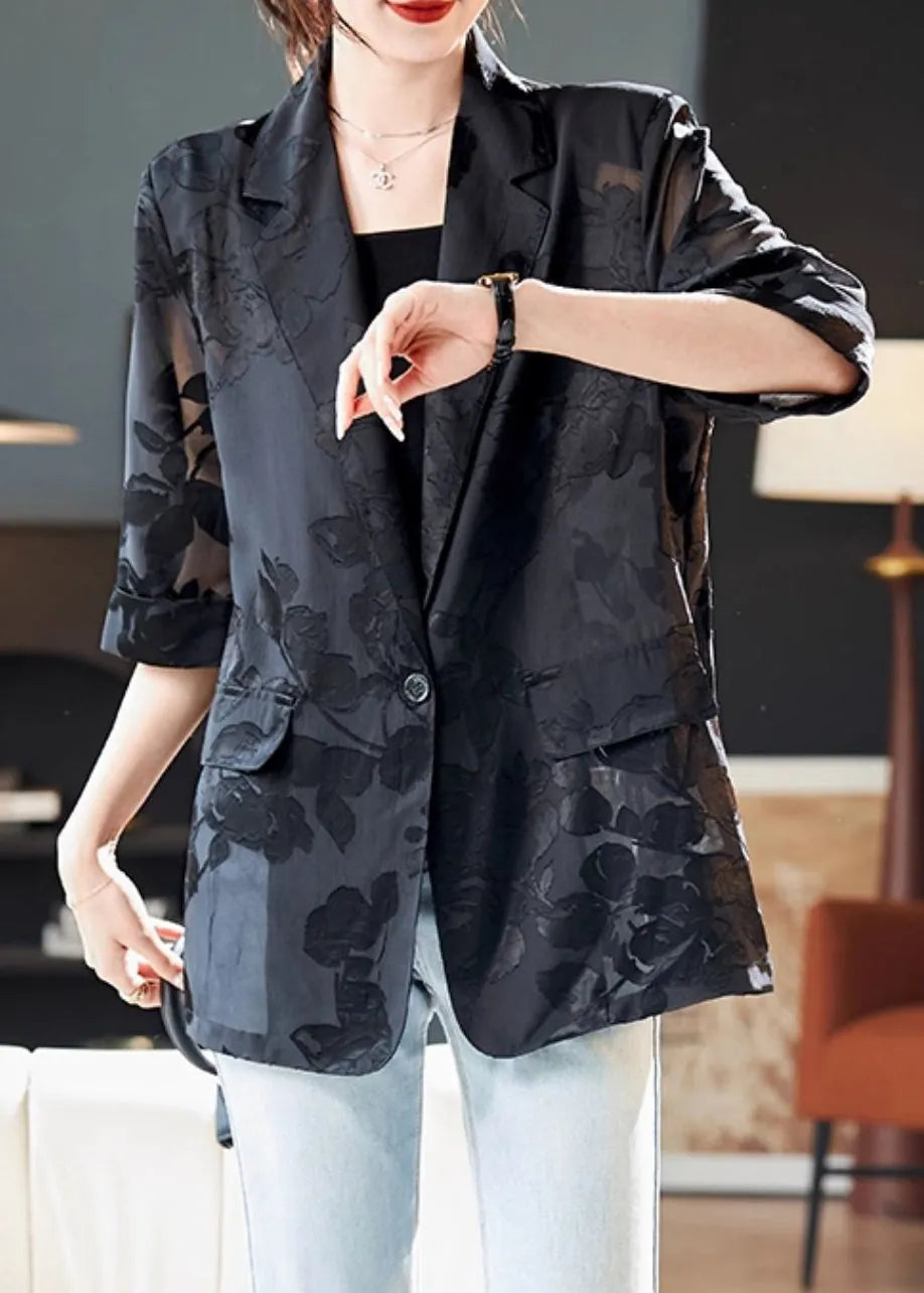 Classic Vintage & Enduringly Stylish Coat