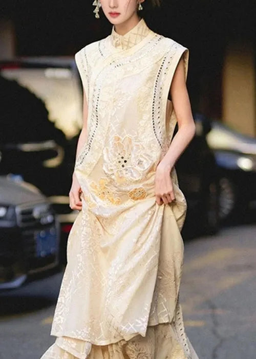 Beautifully Crafted Coat in a Classic Style