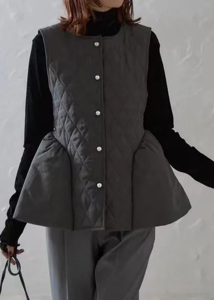 Effortlessly Elegant Garment with a Timeless Design