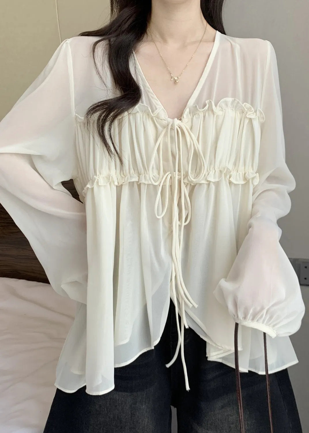Effortlessly Elegant Shirt with a Timeless Design
