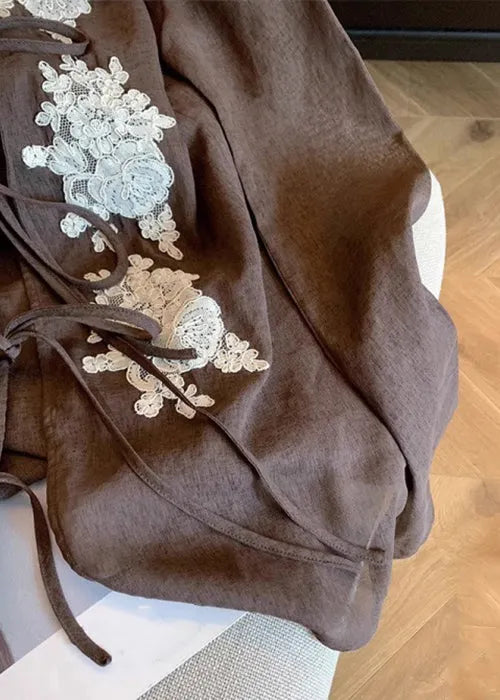 Classic Vintage & Enduringly Stylish Blouse