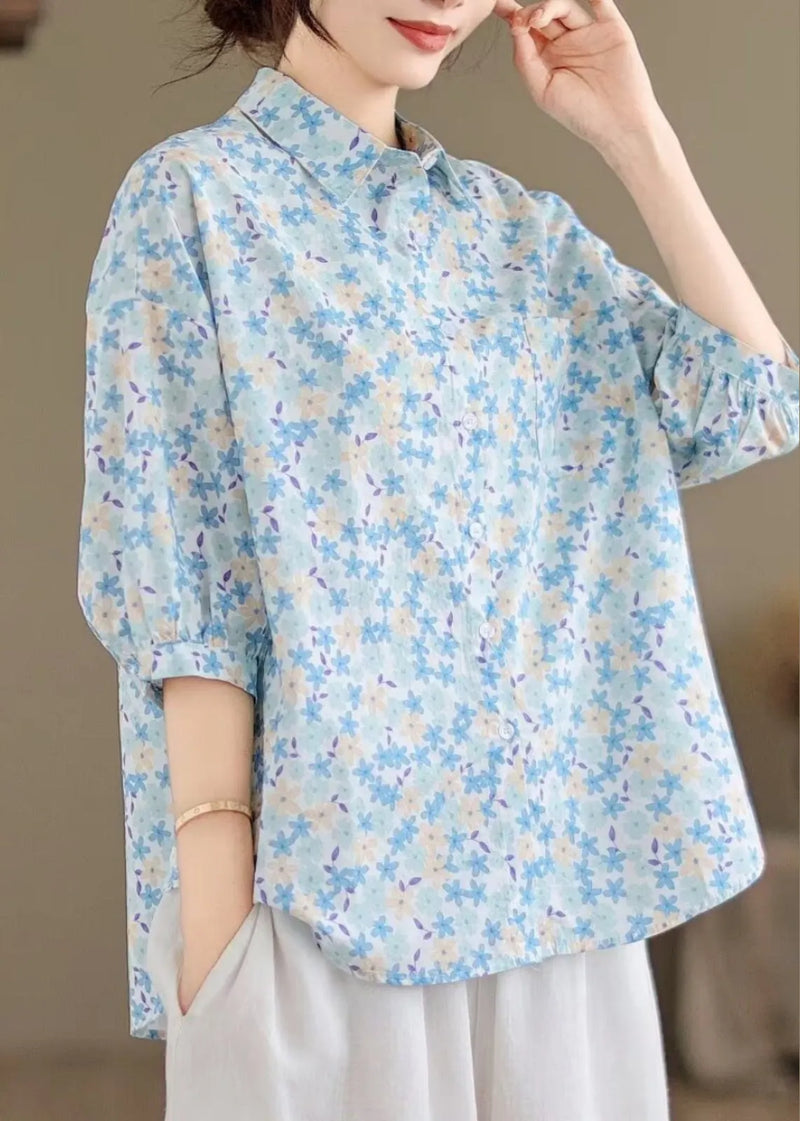 Classic Vintage Blouse with a Flattering Fit