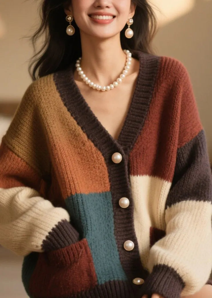 Classic Vintage Cardigan with a Flattering Fit