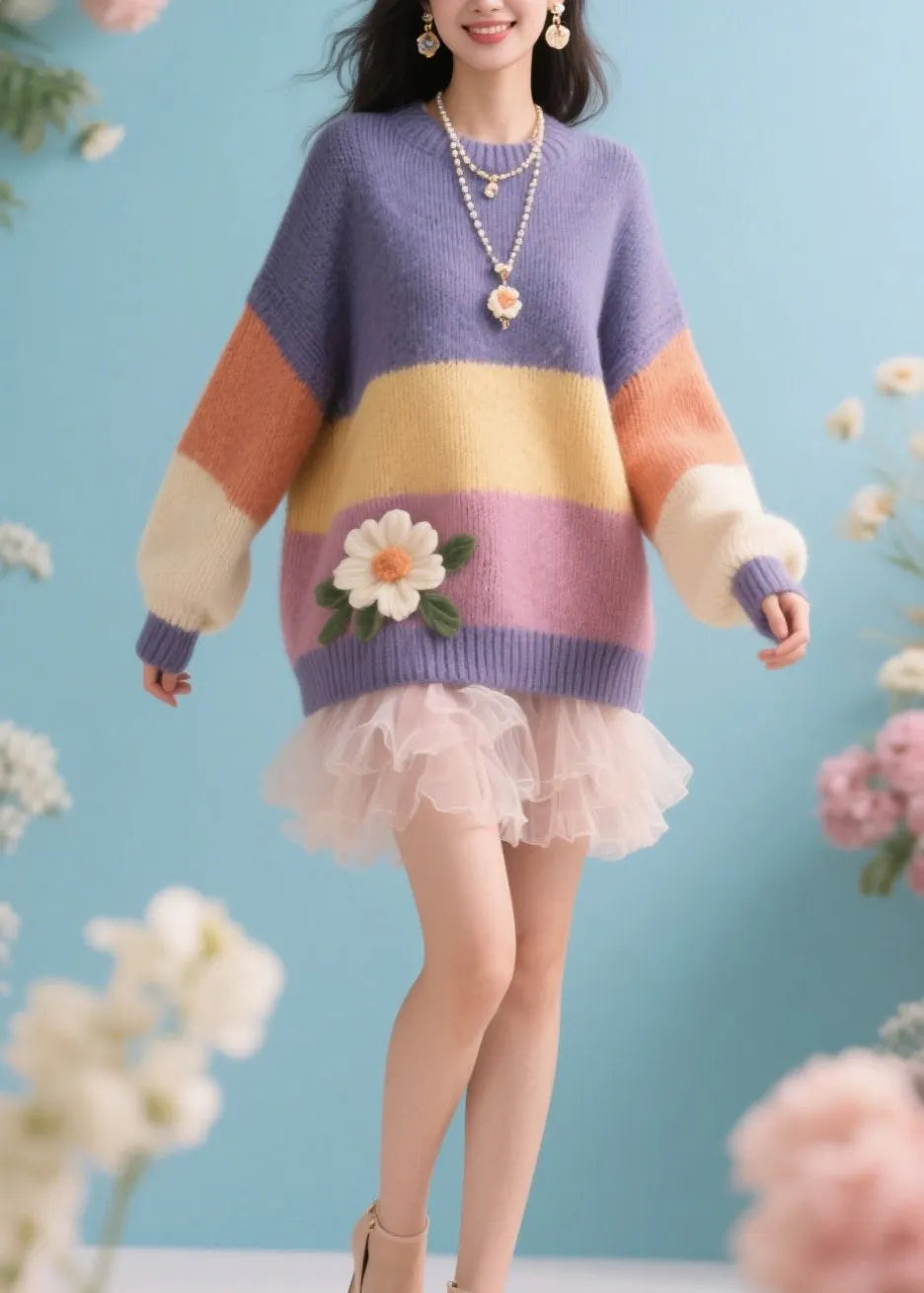 Well Tailored Sweater with a Graceful Silhouette