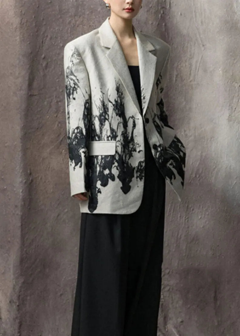 Elegantly Styled Coat for Everyday Wear