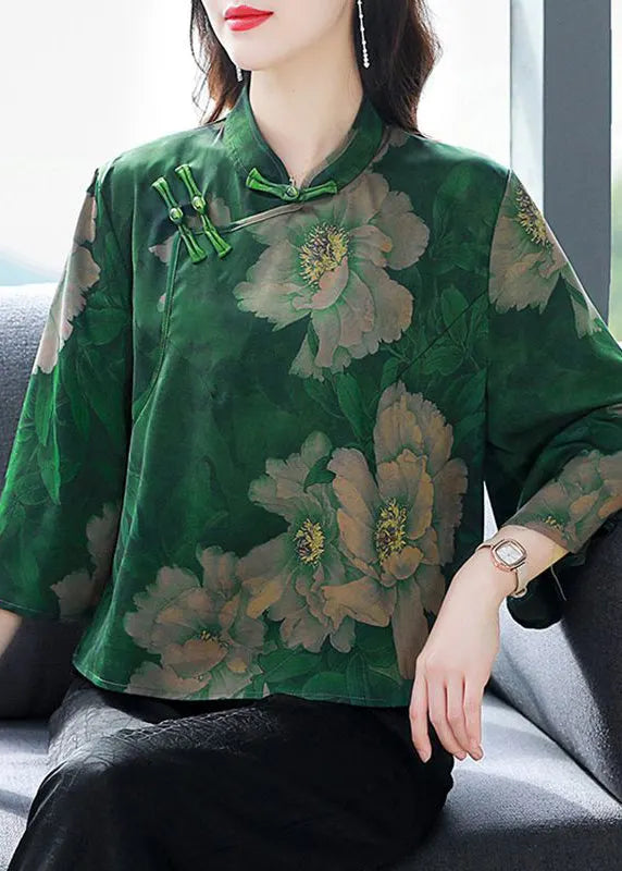 A Vintage Style Blouse with Delicate Timeless Details