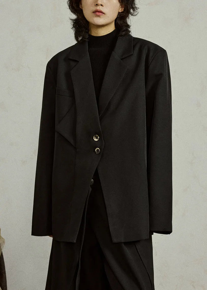 Beautifully Finished Coat in a Timeless Design