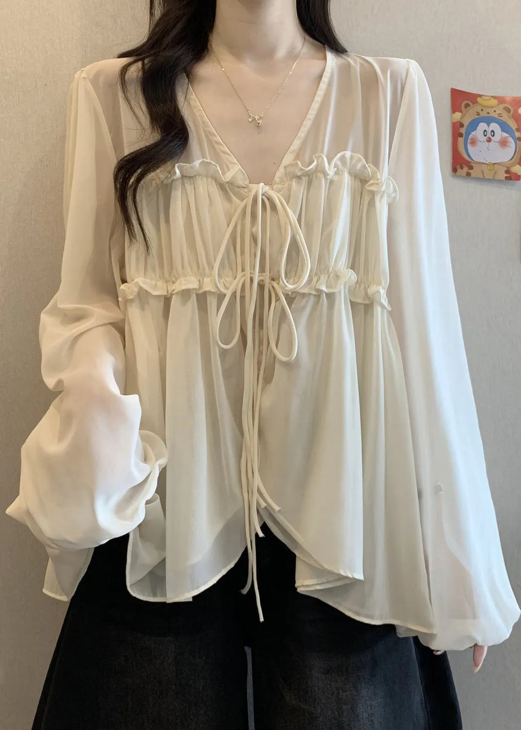 Effortlessly Elegant Shirt with a Timeless Design