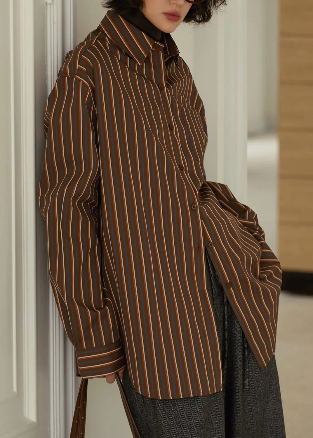 Effortlessly Elegant Shirt with a Timeless Design