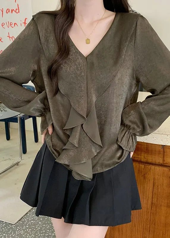 A Vintage Style Top with Delicate Timeless Details