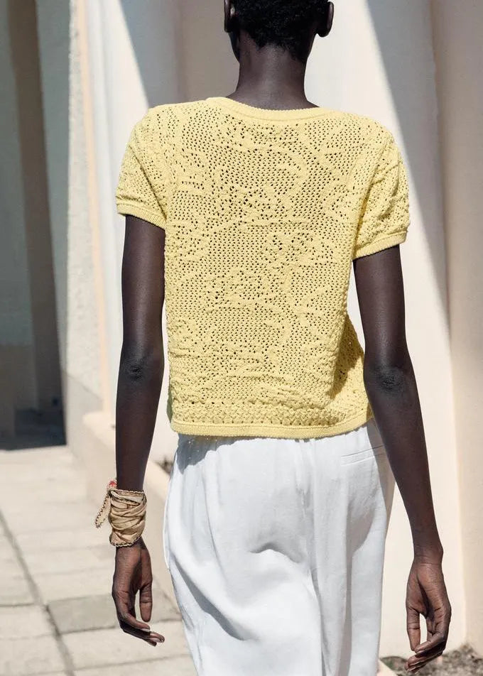 Sophisticated Shirt with a Clean Classic Look