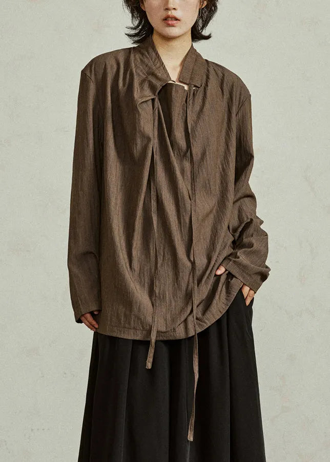 Well Tailored Blouse with a Graceful Silhouette