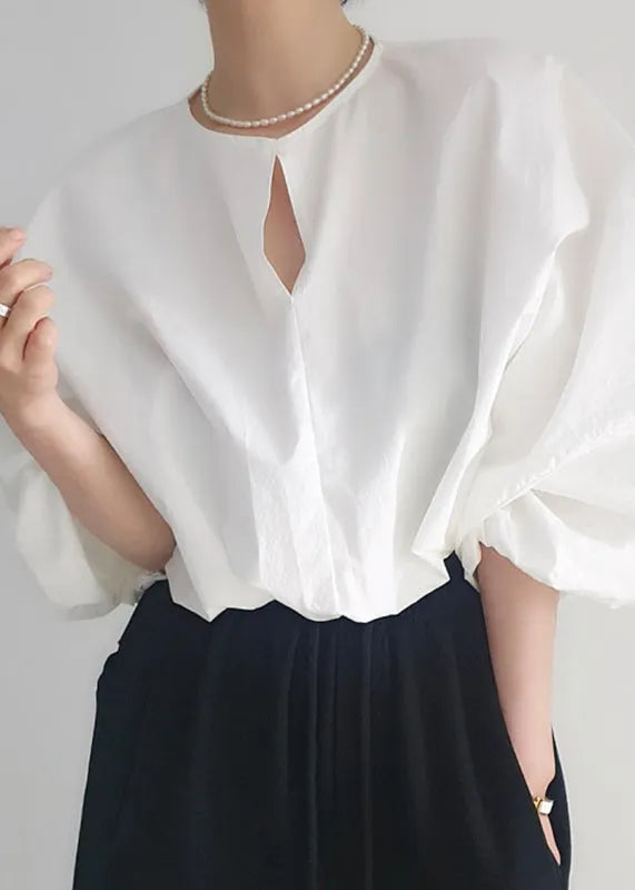 Classic Vintage Shirt with a Flattering Fit