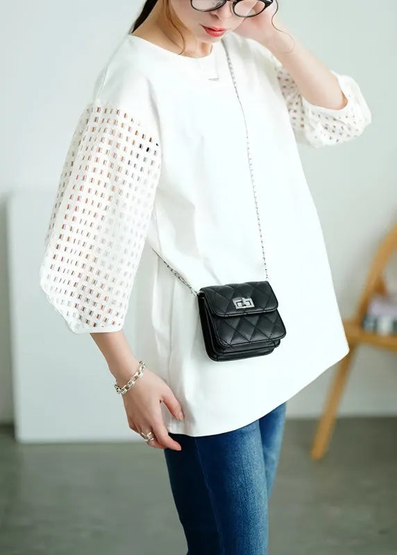 Well Tailored Top with a Graceful Silhouette