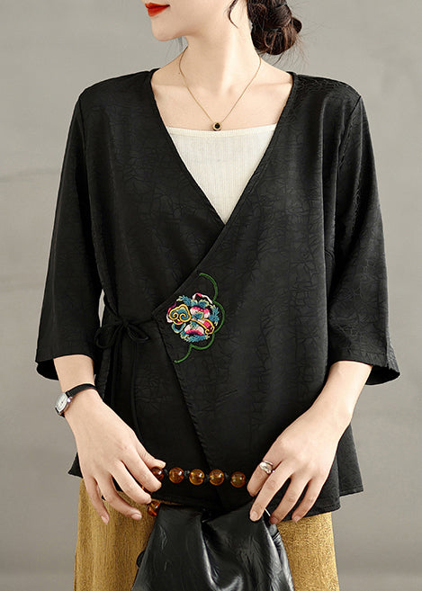Beautifully Finished Top in a Timeless Design