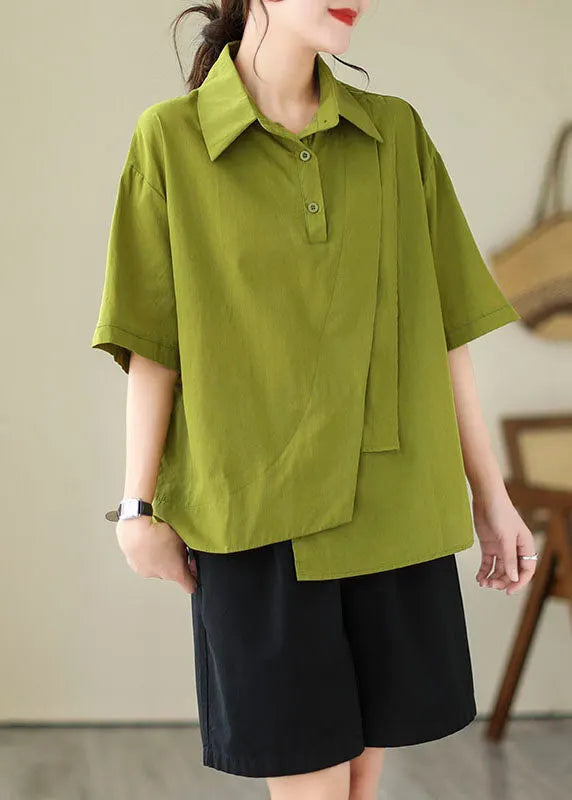 Well Tailored Blouse with a Graceful Silhouette