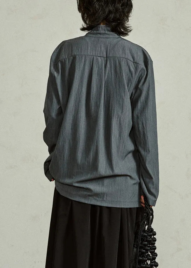 Well Tailored Shirt with a Graceful Silhouette