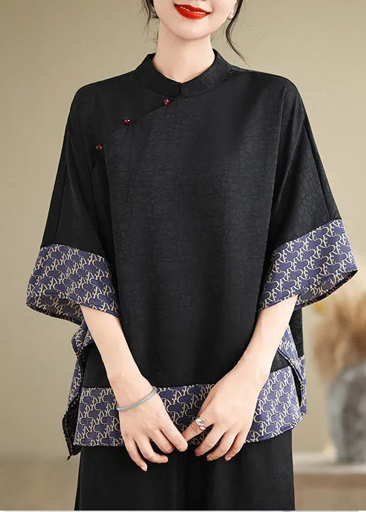 Well Tailored Top with a Graceful Silhouette
