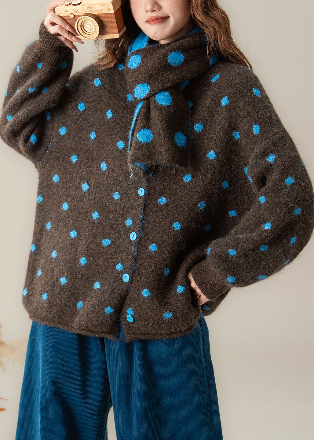 Gracefully Styled Coat for Any Occasion