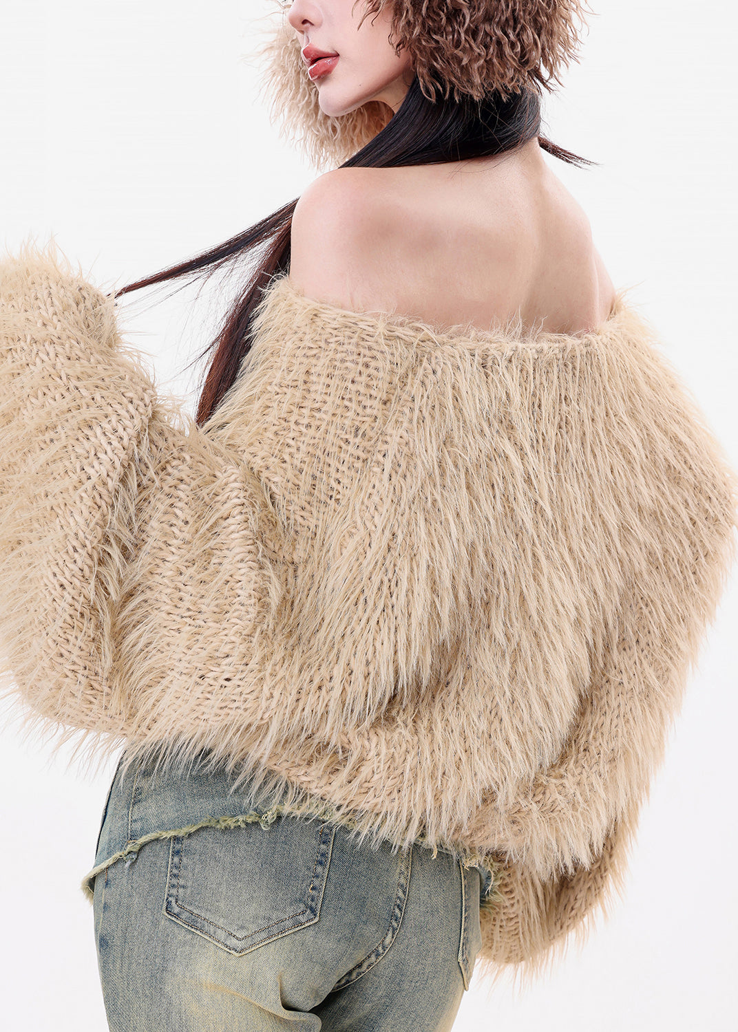 Classic Vintage Sweater with a Flattering Fit