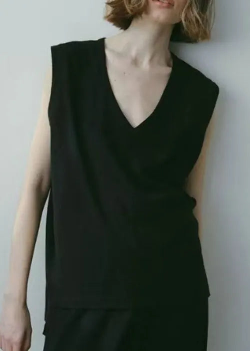 Classic Vintage Top with a Flattering Fit