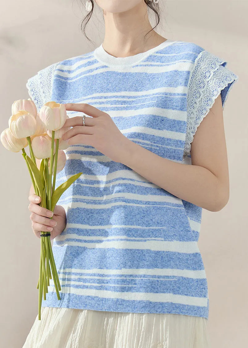 Classic Vintage Top with a Flattering Fit
