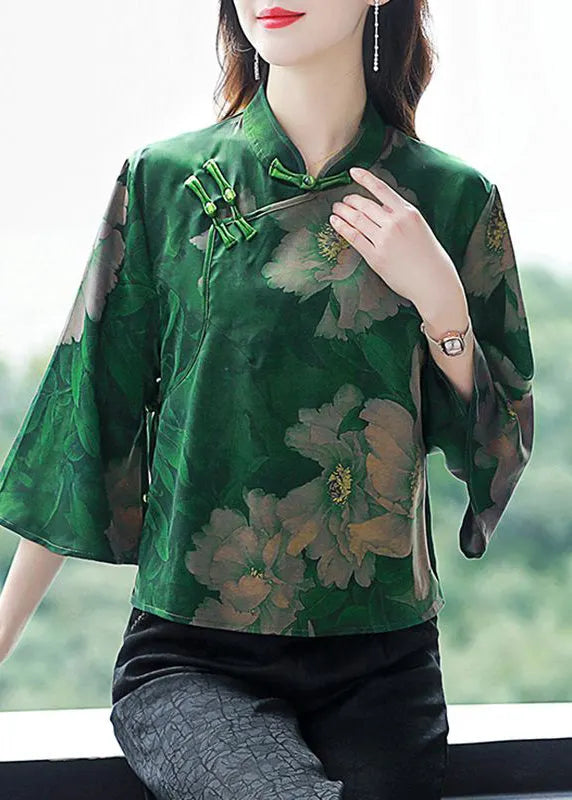 A Vintage Style Blouse with Delicate Timeless Details