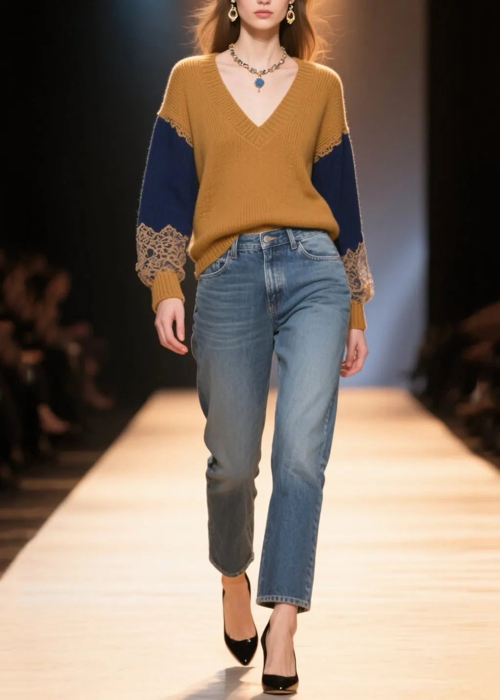 Effortlessly Elegant Sweater with a Timeless Design