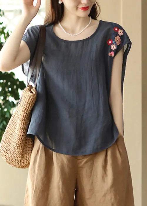 Beautifully Finished Shirt in a Timeless Design