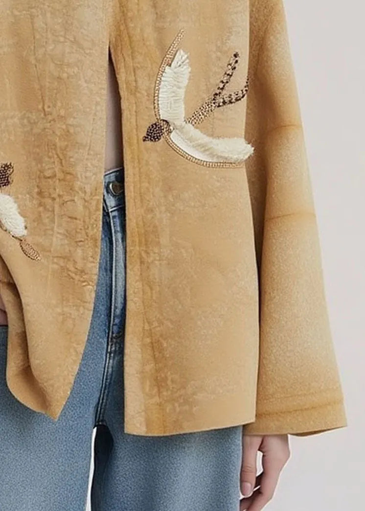 Beautifully Finished Coat in a Timeless Design